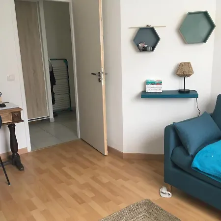 Διαμέρισμα Avec Jardin Clos Prive *